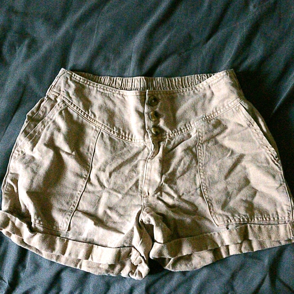 2/$25 Aerie Linen Camel Shorts